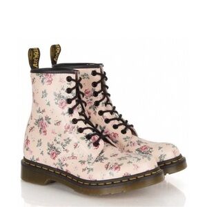 Dr.Martens Vintage Rose 1460 Pascal Ankle Boots Lace Up Floral Blush Pink Size 7